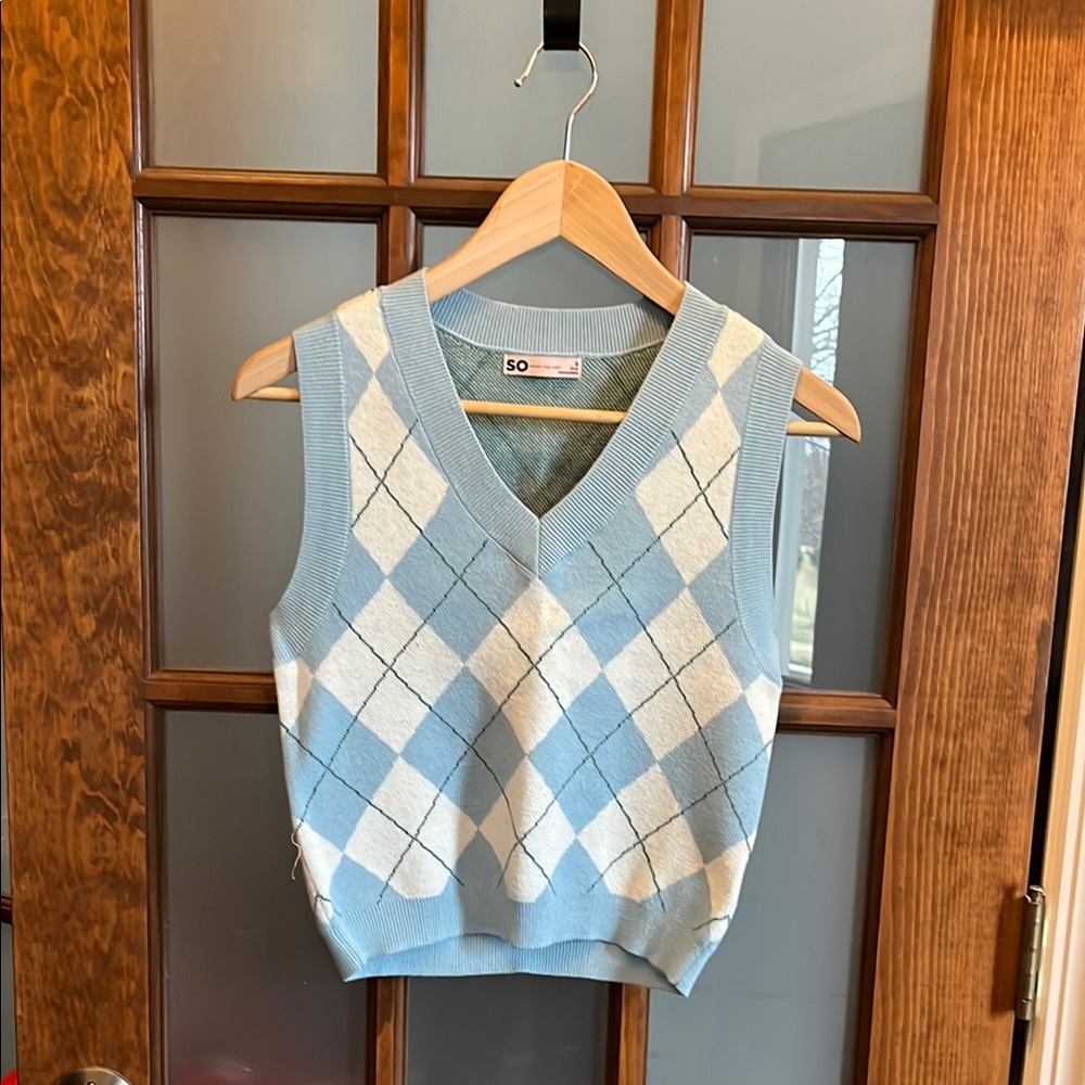 SO Women's Blue Argyle Sweater Vest